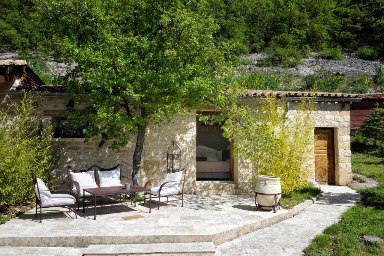 B&B Le Deffends de Redon Montbrun-les-Bains Buitenkant foto