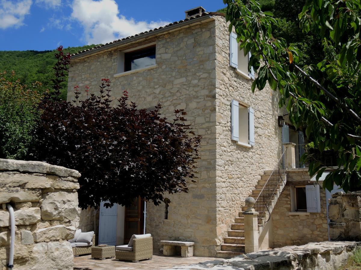 B&B Le Deffends de Redon Montbrun-les-Bains Buitenkant foto