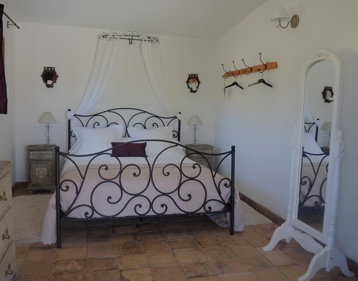B&B Le Deffends de Redon Montbrun-les-Bains Buitenkant foto