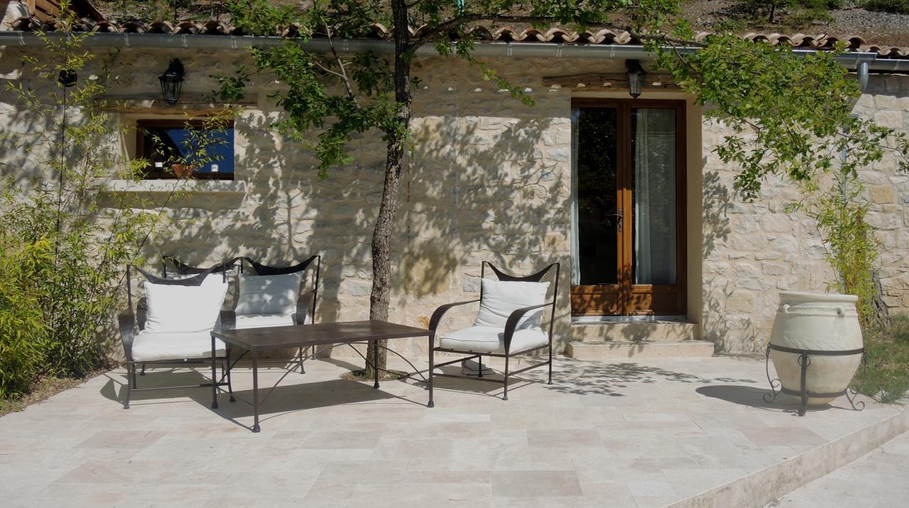 B&B Le Deffends de Redon Montbrun-les-Bains Buitenkant foto
